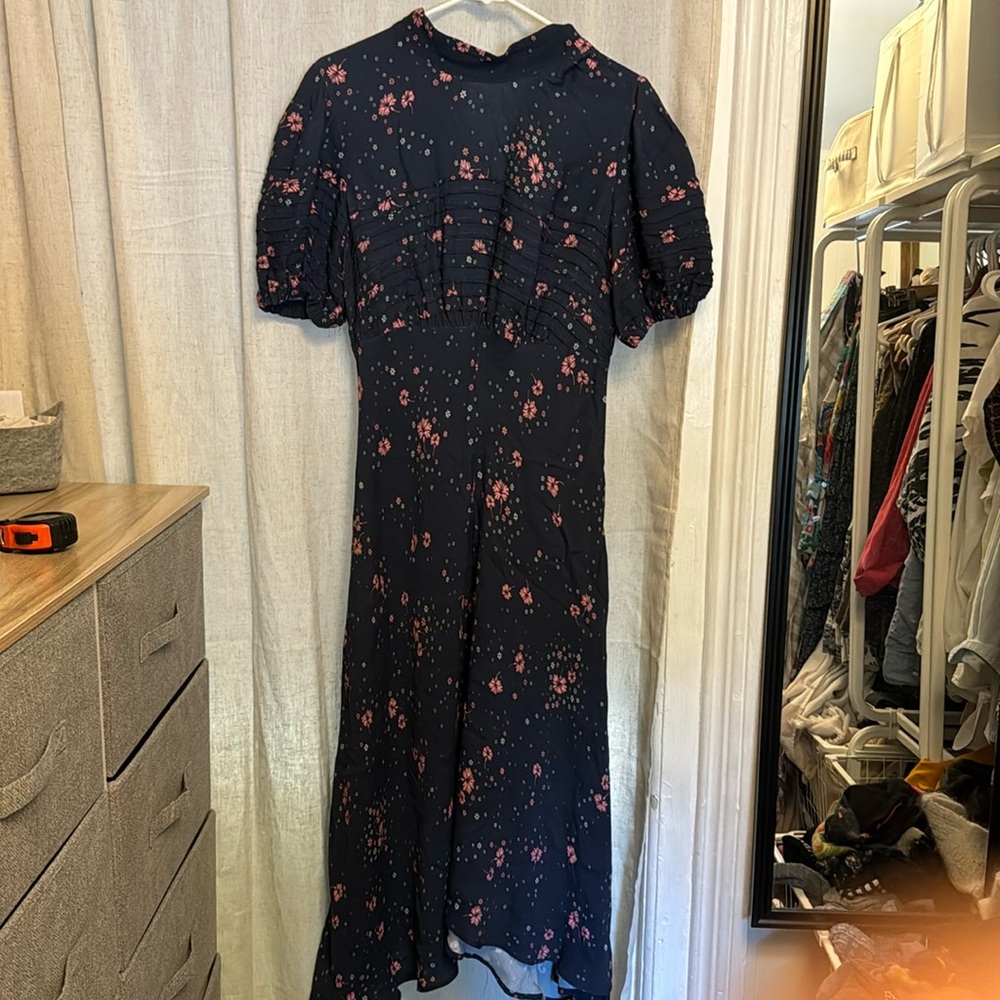Vintage Ghost puff sleeve midi dress
